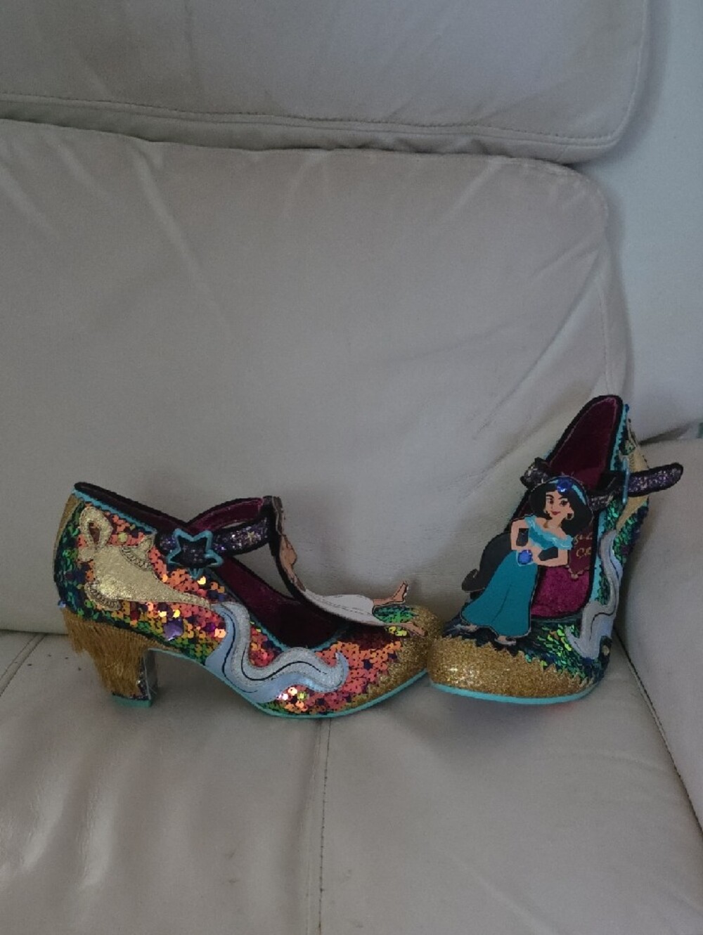 Disney Aladin & Jasmine Shoes Amazing Textures NIB Size 9 - Picture 3 of 15